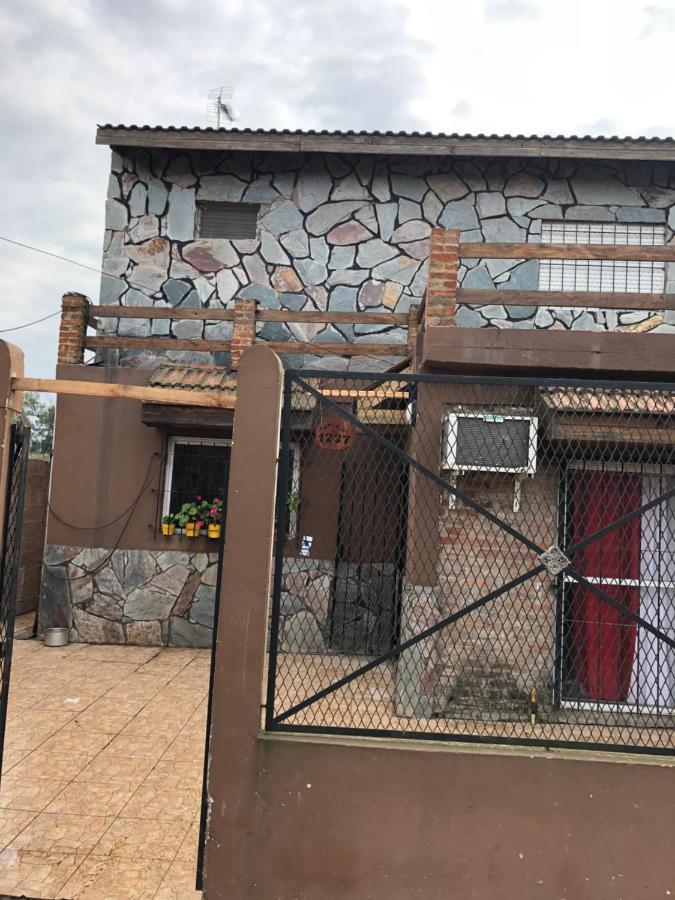 Luis'S House Ezeiza Airport Hotel Monte Grande Exterior photo