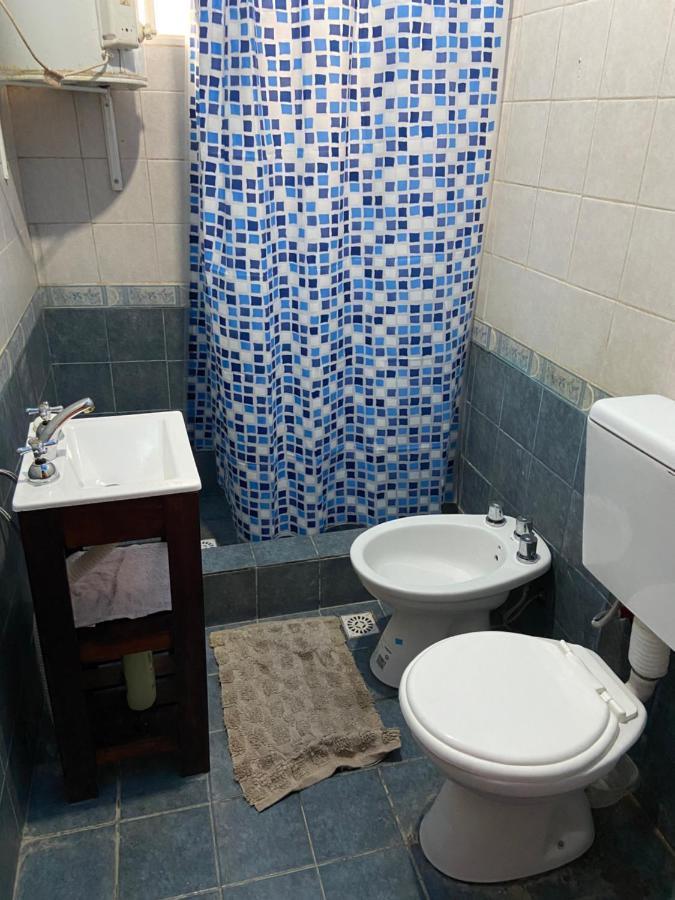 Luis'S House Ezeiza Airport Hotel Monte Grande Exterior photo