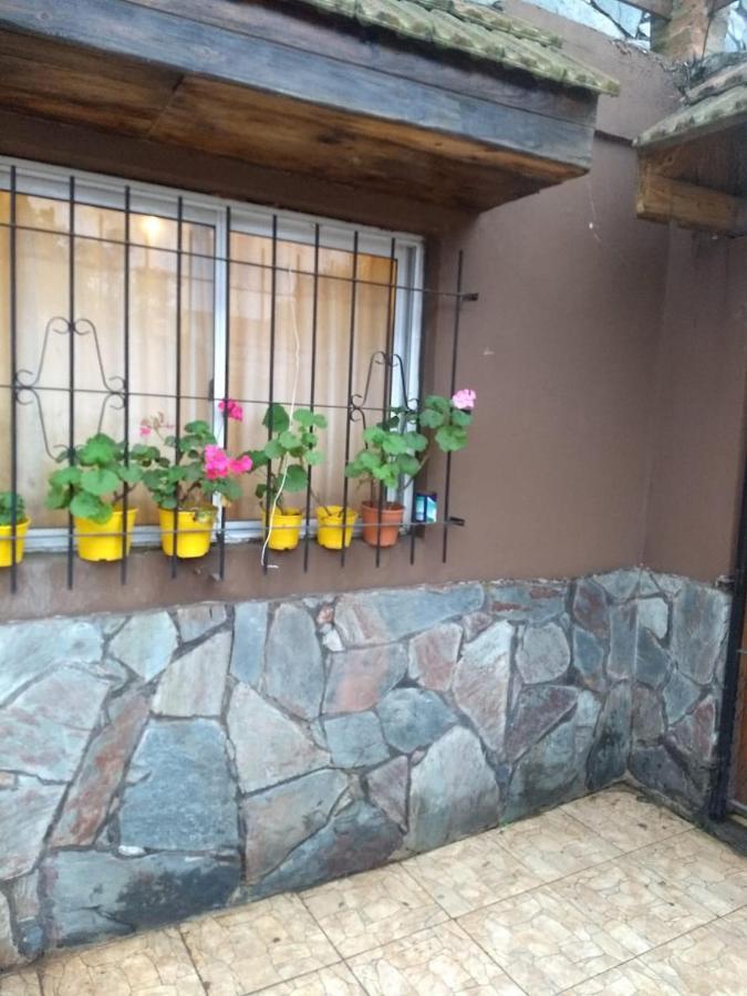 Luis'S House Ezeiza Airport Hotel Monte Grande Exterior photo